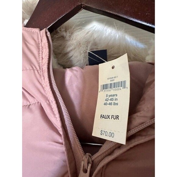GAP Girl 5 years  jacket baby pink faux fur NWT - Picture 6 of 6